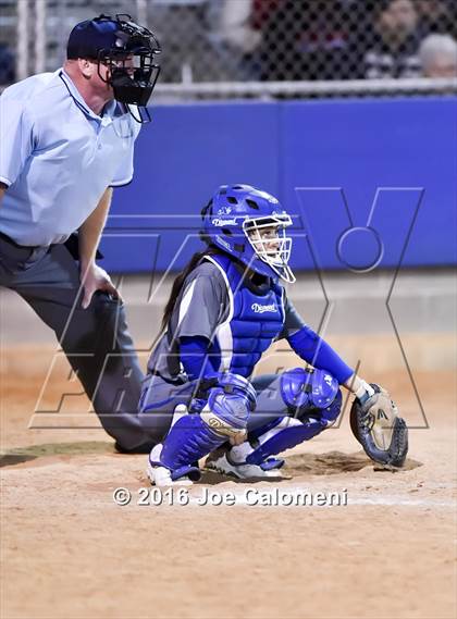 Thumbnail 2 in South San Antonio vs George West (South San Tournament) photogallery.