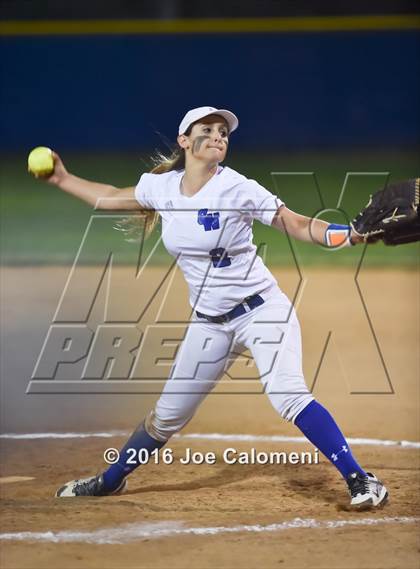 Thumbnail 1 in South San Antonio vs George West (South San Tournament) photogallery.