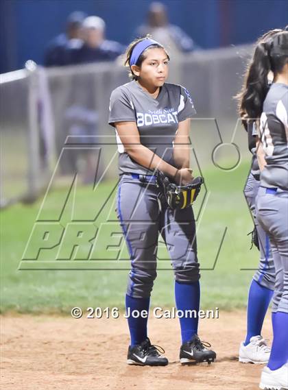 Thumbnail 2 in South San Antonio vs George West (South San Tournament) photogallery.