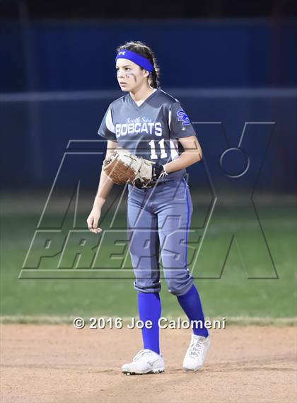Thumbnail 1 in South San Antonio vs George West (South San Tournament) photogallery.