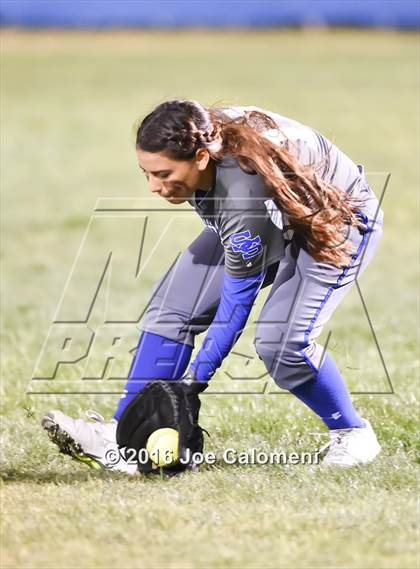 Thumbnail 3 in South San Antonio vs George West (South San Tournament) photogallery.