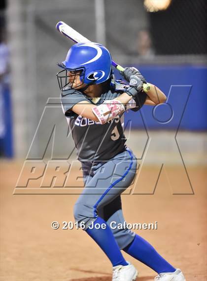 Thumbnail 3 in South San Antonio vs George West (South San Tournament) photogallery.