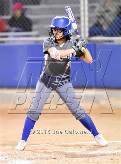 Thumbnail 3 in South San Antonio vs George West (South San Tournament) photogallery.