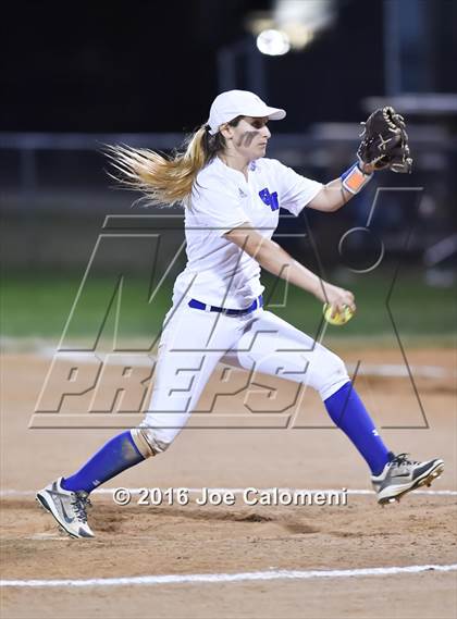 Thumbnail 3 in South San Antonio vs George West (South San Tournament) photogallery.