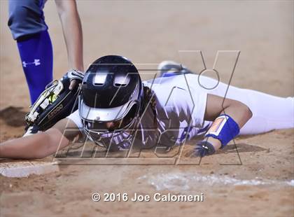 Thumbnail 2 in South San Antonio vs George West (South San Tournament) photogallery.