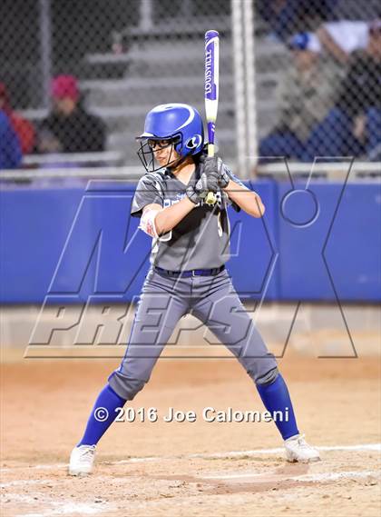Thumbnail 2 in South San Antonio vs George West (South San Tournament) photogallery.