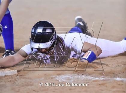 Thumbnail 1 in South San Antonio vs George West (South San Tournament) photogallery.
