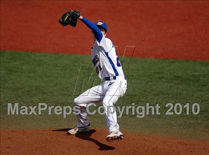 Thumbnail 2 in Cary-Grove v. Warren (Miners Spring Classic) photogallery.