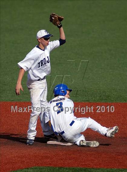 Thumbnail 2 in Cary-Grove v. Warren (Miners Spring Classic) photogallery.