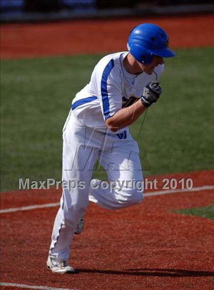 Thumbnail 1 in Cary-Grove v. Warren (Miners Spring Classic) photogallery.