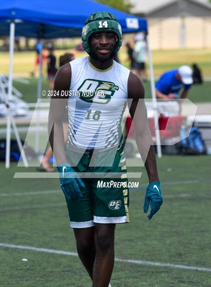 Thumbnail 3 in DeSoto vs. Anderson (Texas State 7 on 7 Tournament Final) photogallery.