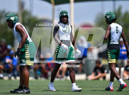 Thumbnail 2 in DeSoto vs. Anderson (Texas State 7 on 7 Tournament Final) photogallery.