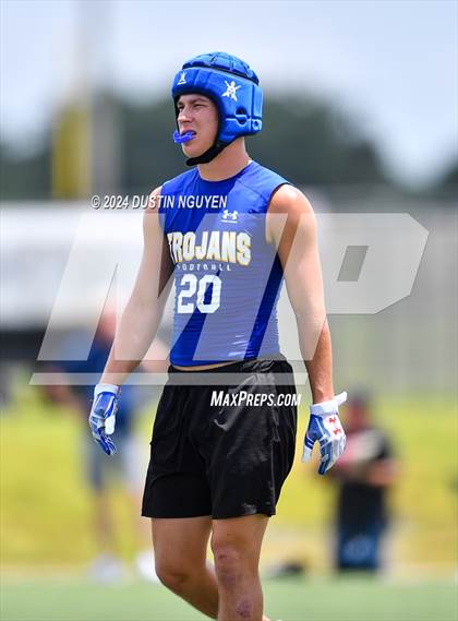 Thumbnail 3 in DeSoto vs. Anderson (Texas State 7 on 7 Tournament Final) photogallery.