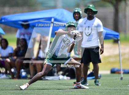 Thumbnail 2 in DeSoto vs. Anderson (Texas State 7 on 7 Tournament Final) photogallery.