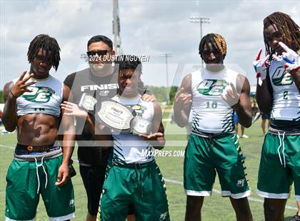 Thumbnail 3 in DeSoto vs. Anderson (Texas State 7 on 7 Tournament Final) photogallery.