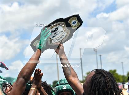 Thumbnail 2 in DeSoto vs. Anderson (Texas State 7 on 7 Tournament Final) photogallery.