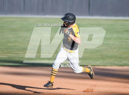 Thumbnail 2 in Murphy @ Uwharrie Charter Academy (NCHSAA 1A 2nd Round) photogallery.