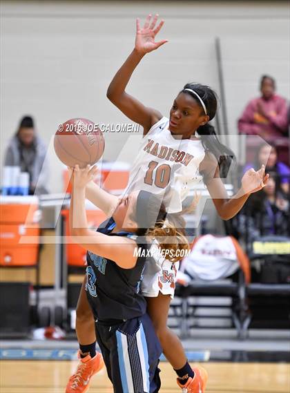 Thumbnail 1 in Madison vs Johnson [Claudia Taylor] photogallery.