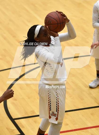Thumbnail 2 in Madison vs Johnson [Claudia Taylor] photogallery.