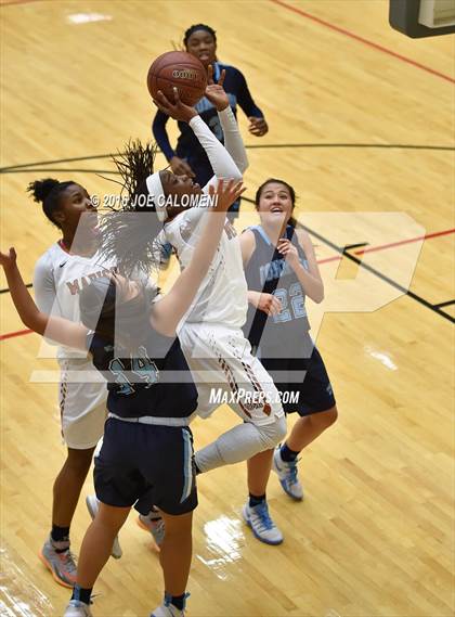 Thumbnail 3 in Madison vs Johnson [Claudia Taylor] photogallery.