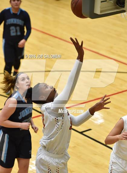 Thumbnail 3 in Madison vs Johnson [Claudia Taylor] photogallery.