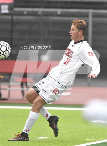 Thumbnail 3 in Loyola @ San Clemente (CIF SoCal D1 Regional Final) photogallery.