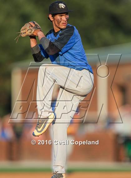 Thumbnail 3 in Locust Grove vs. Buford (GHSA 4A Final - Game 3) photogallery.