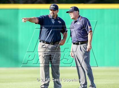 Thumbnail 3 in Locust Grove vs. Buford (GHSA 4A Final - Game 3) photogallery.