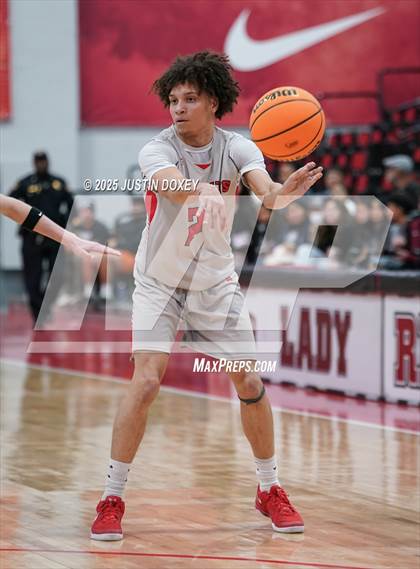 Thumbnail 1 in Mater Academy East Las Vegas vs. Fernley (NIAA Class 3A State Championship)) photogallery.