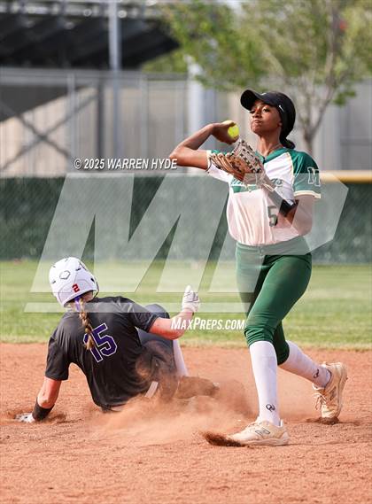 Thumbnail 3 in Franklin @ Monterey Trail photogallery.