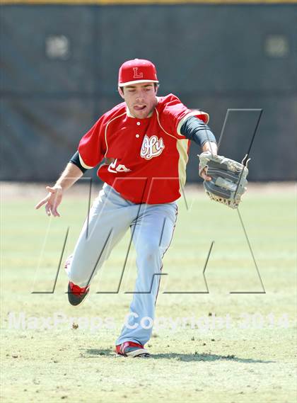 Thumbnail 2 in Orange Lutheran vs. Venice (National High School Invitational) photogallery.