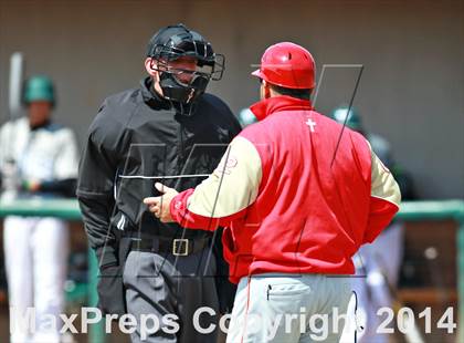 Thumbnail 2 in Orange Lutheran vs. Venice (National High School Invitational) photogallery.