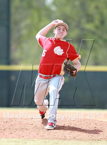 Thumbnail 2 in Orange Lutheran vs. Venice (National High School Invitational) photogallery.