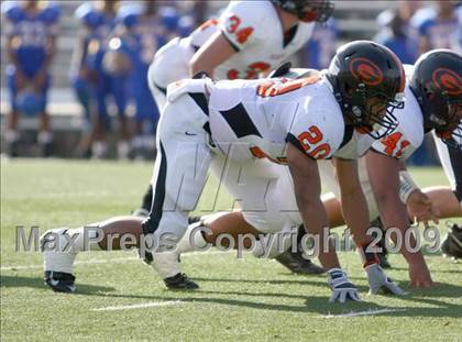 Thumbnail 3 in La Vega vs. Gilmer (Texas 3A Region III Area Playoffs) photogallery.