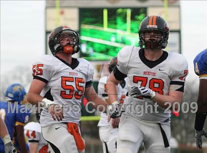 Thumbnail 3 in La Vega vs. Gilmer (Texas 3A Region III Area Playoffs) photogallery.