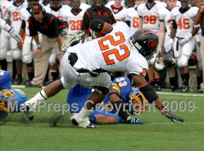 Thumbnail 1 in La Vega vs. Gilmer (Texas 3A Region III Area Playoffs) photogallery.
