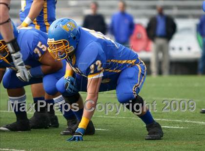 Thumbnail 1 in La Vega vs. Gilmer (Texas 3A Region III Area Playoffs) photogallery.
