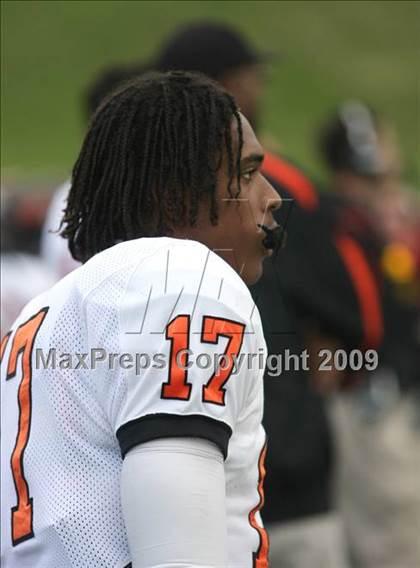 Thumbnail 1 in La Vega vs. Gilmer (Texas 3A Region III Area Playoffs) photogallery.