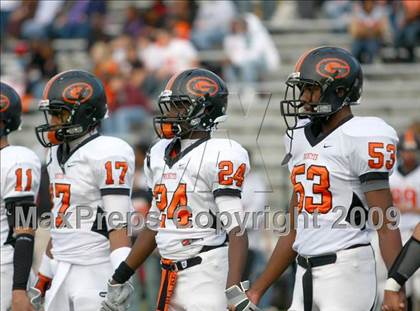 Thumbnail 2 in La Vega vs. Gilmer (Texas 3A Region III Area Playoffs) photogallery.