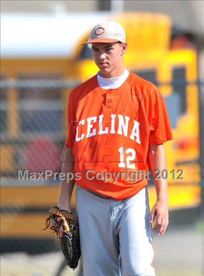 Thumbnail 2 in Celina @ Gunter photogallery.