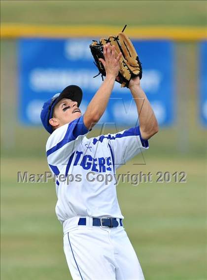 Thumbnail 2 in Celina @ Gunter photogallery.
