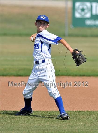 Thumbnail 3 in Celina @ Gunter photogallery.