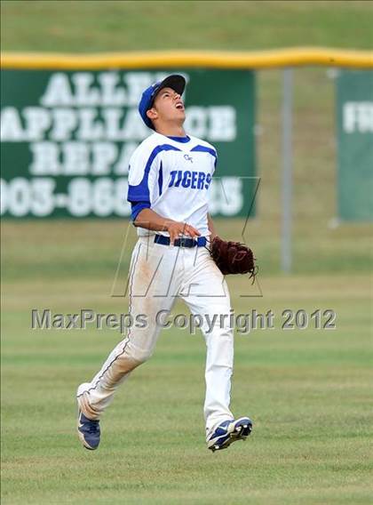 Thumbnail 3 in Celina @ Gunter photogallery.