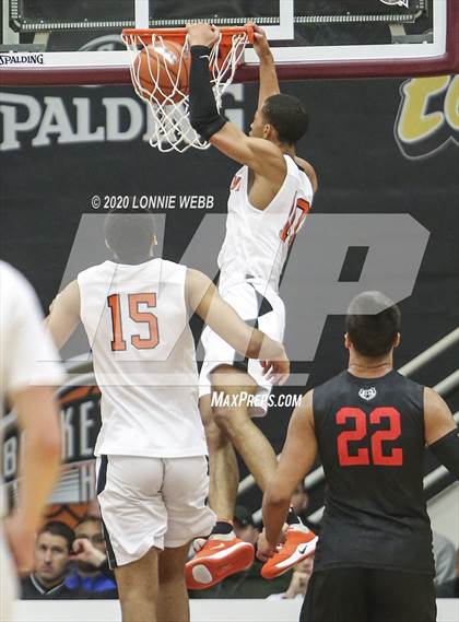 Thumbnail 3 in Hargrave Military Academy vs Orangeville Prep (Spalding Hoophal Classic) photogallery.