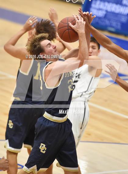 Thumbnail 1 in O'Connor vs Clark photogallery.