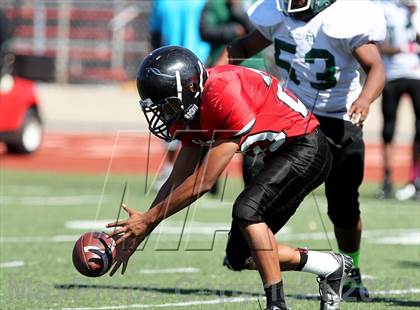 Thumbnail 3 in JV: El Cerrito @ Salesian photogallery.