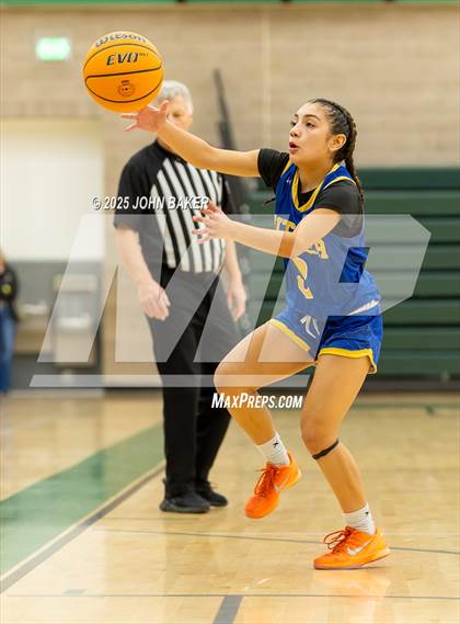 Thumbnail 2 in Sutter vs. Galena (Hug Cup Challenge) photogallery.
