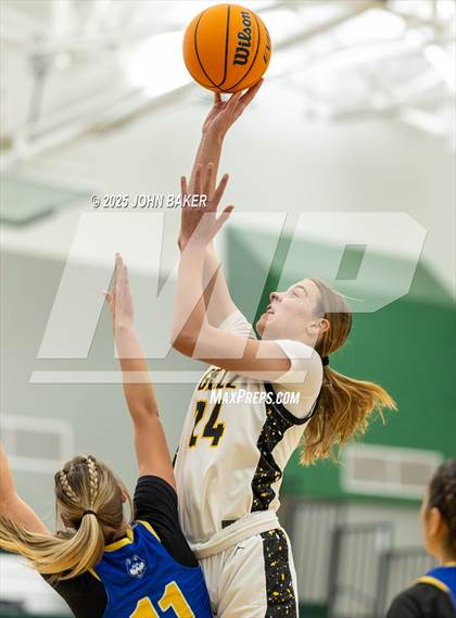 Thumbnail 3 in Sutter vs. Galena (Hug Cup Challenge) photogallery.