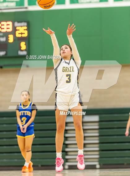 Thumbnail 3 in Sutter vs. Galena (Hug Cup Challenge) photogallery.