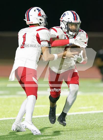 Thumbnail 1 in Independence @ Moon Valley photogallery.